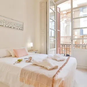 Flat 2 Bedrooms In The Center Malaga
